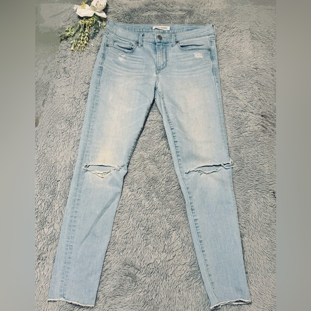 Banana Republic Skinny Ankle Ripped Jeans